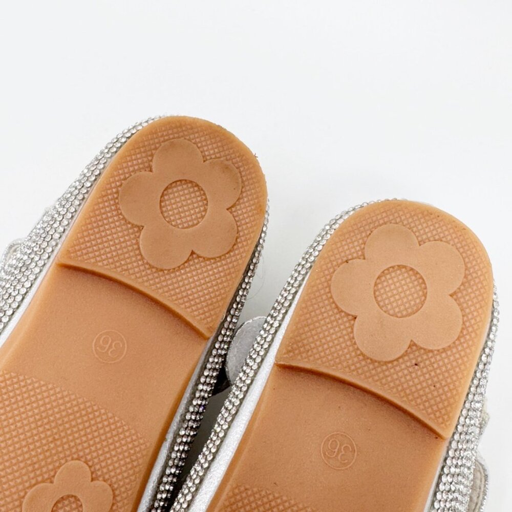Princess Girls Silver Rhinestone Hook & Loop Mary Jane Shoes  Size 4.5 US 36 EU - Picture 10 of 11